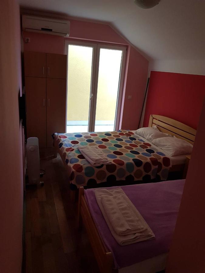 Di Camera Uno 베오그라드 외부 사진